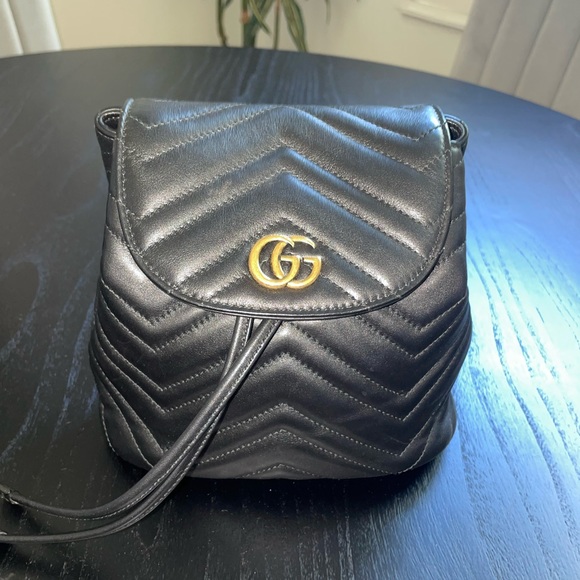Gucci Calfskin Matelasse GG Marmont Flap Backpack Black - Picture 1 of 13